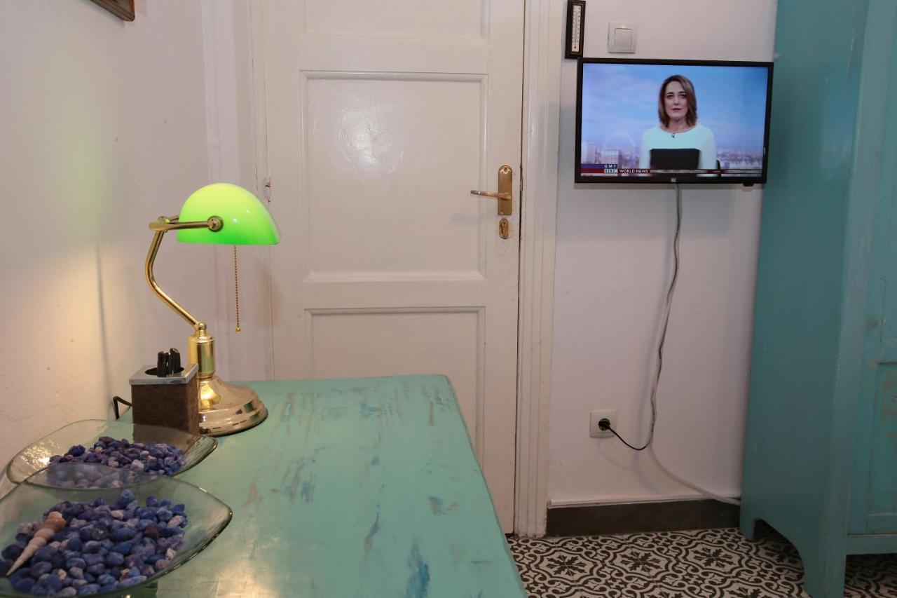 Vintage 1930'S Flat In The Center Of Thessaloniki Apartment Exterior photo